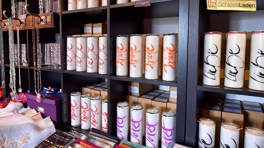 Sign-Kerzen ohne Duft – Stimmungsaufheller für Yoga, Meditation und Wohlfühlambiente in vielen Farben online im SignShop Tirol kaufen