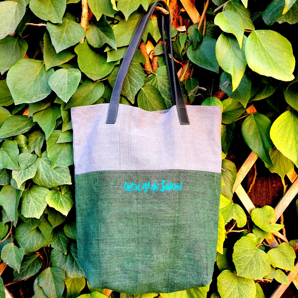 Schultertasche "Liebe ist der Schlüssel"