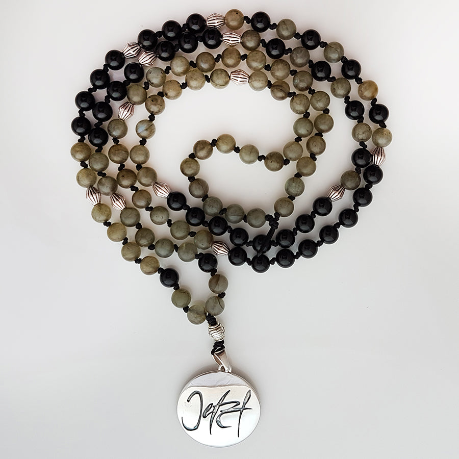 Mala-Kette Onyx & Labradorit – Hochwertige Gebetskette für Schutz & Transformation online bestellen