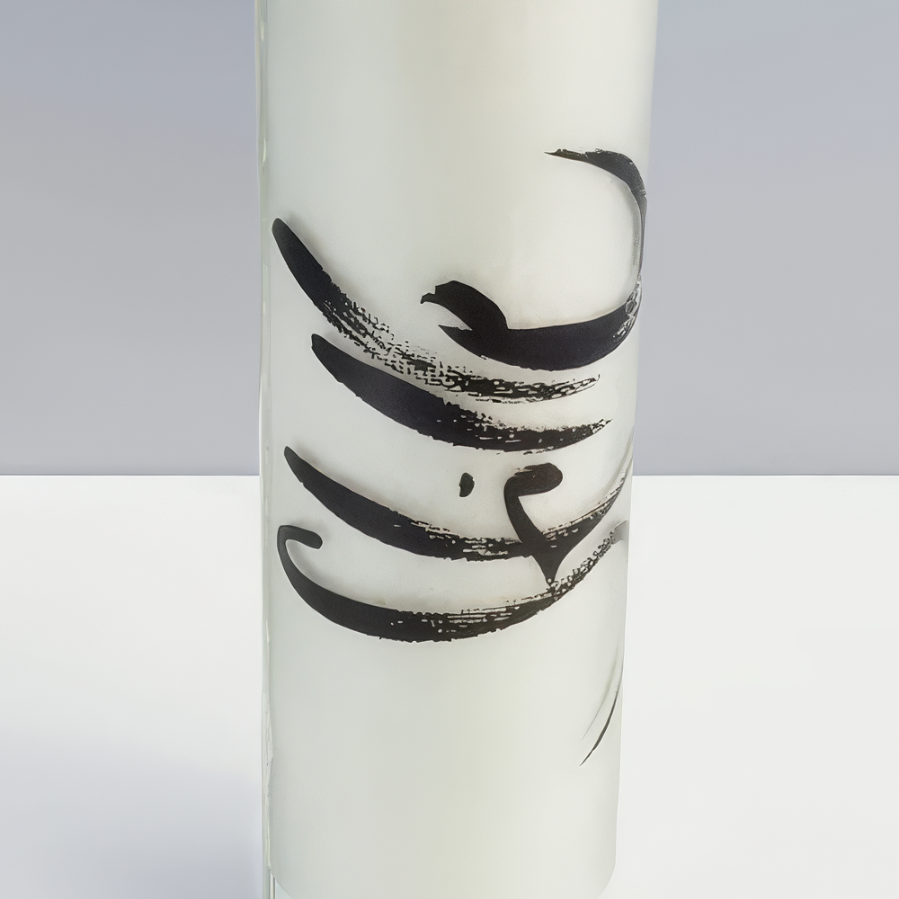 Handgemachte SignKerze „Stille“ – Original von Sign by Jwala®, limitiertes Einzelstück, nachhaltige Kerze für Achtsamkeit, Rituale, 100h Brenndauer, online erhältlich