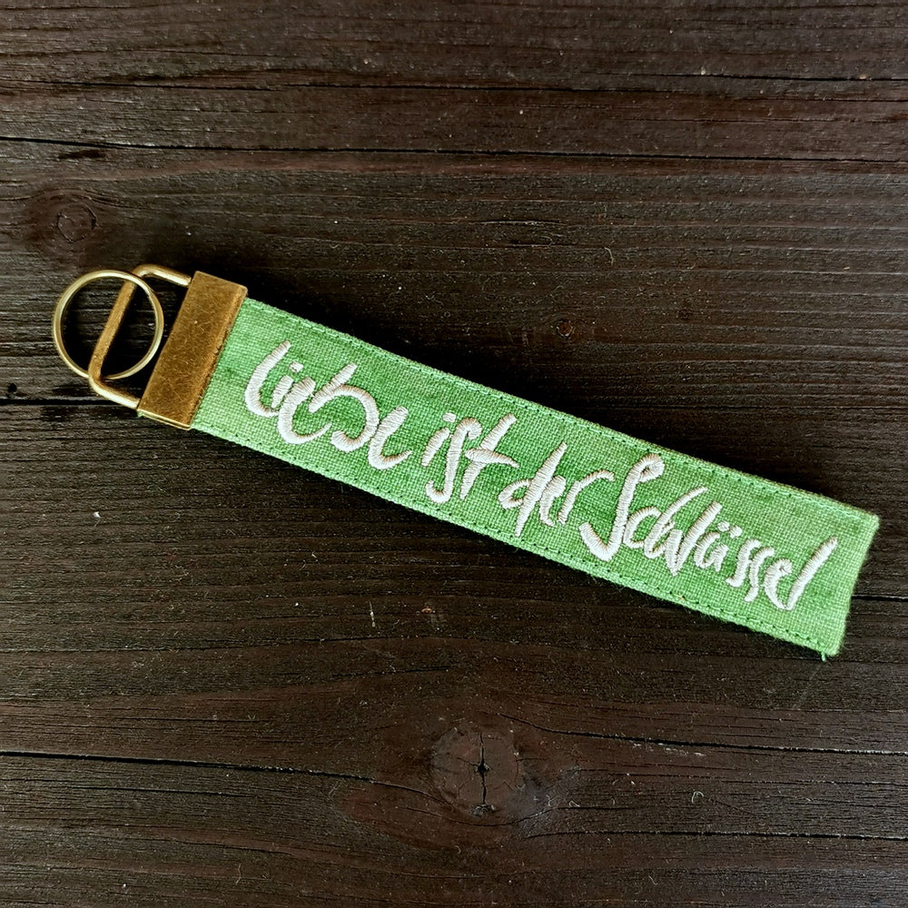 Schlüsselanhänger "Liebe ist der Schlüssel"