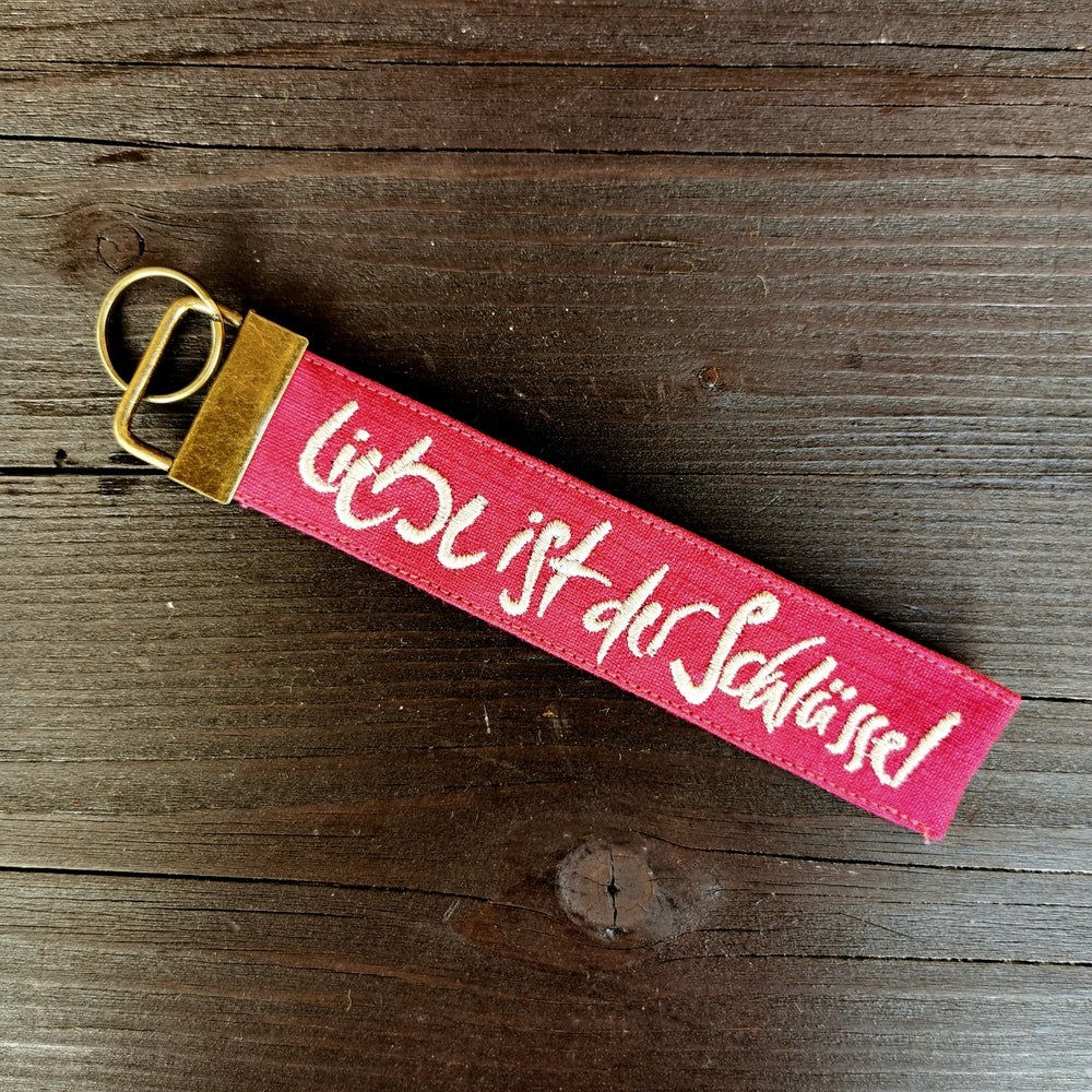 Schlüsselanhänger "Liebe ist der Schlüssel"