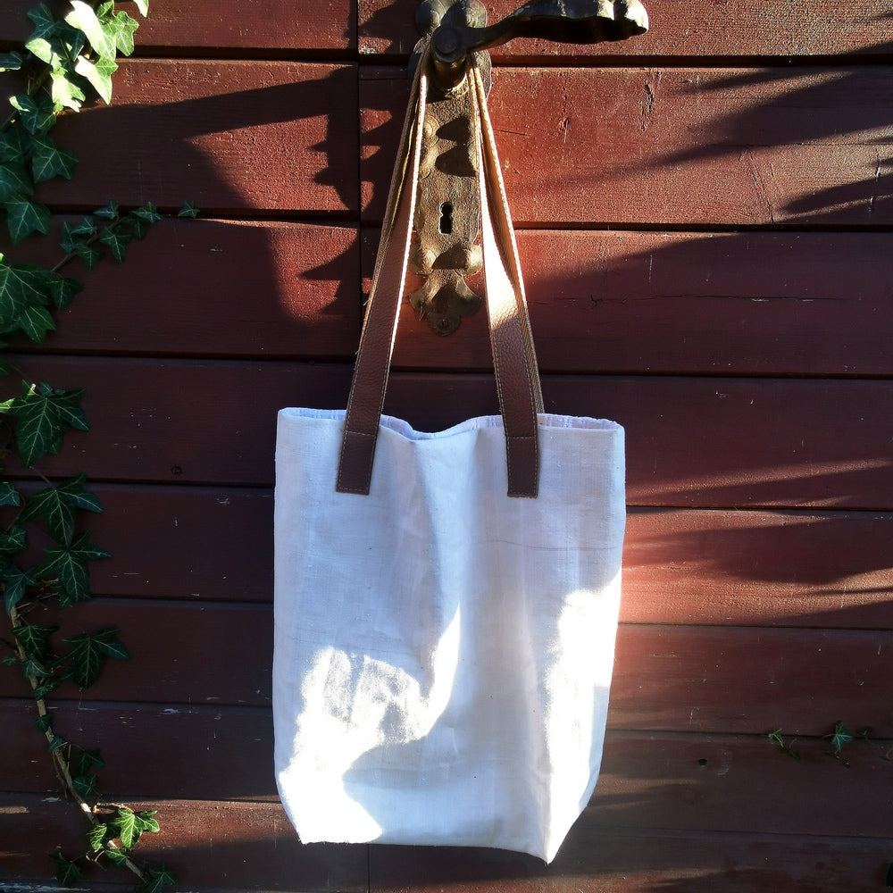 Schultertasche "Liebe ist der Schlüssel"