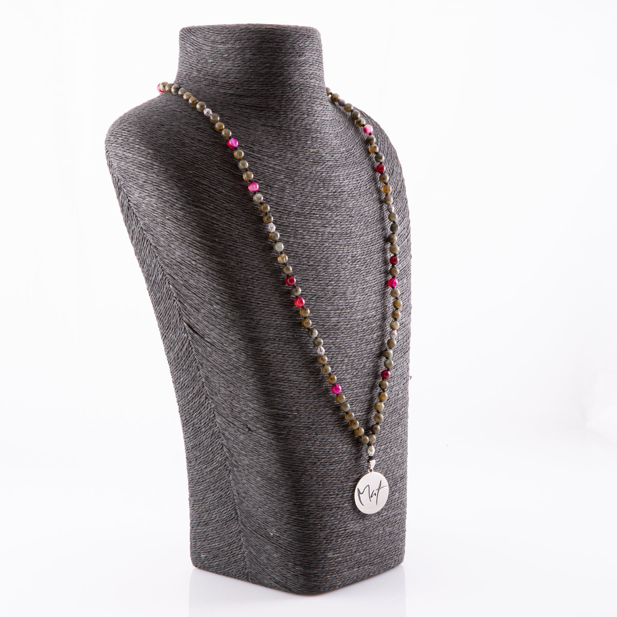 Mut-Mala (Achat, Labradorit)