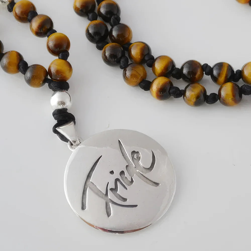 Handgemachte Tigerauge-Mala „Friede“ – Original von Sign by Jwala®, limitiertes Einzelstück, hochwertige Edelstein-Kette für Achtsamkeit, Wohlbefinden und Selbstvertrauen