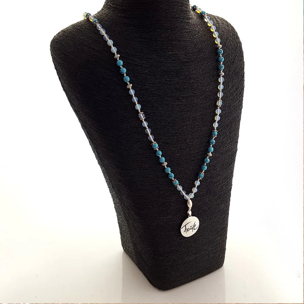 Hochwertige Freude Mala mit Mondstein und Türkis – exklusive Meditationskette, jetzt sicher im SignShop Tirol kaufen