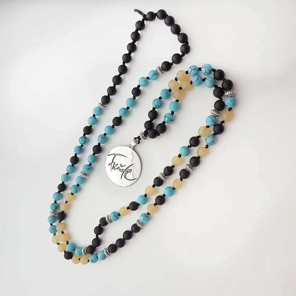 Handgemachte Mala „Freude“ aus dem SignShop Tirol – Edelstein-Kette für Meditation und innere Balance