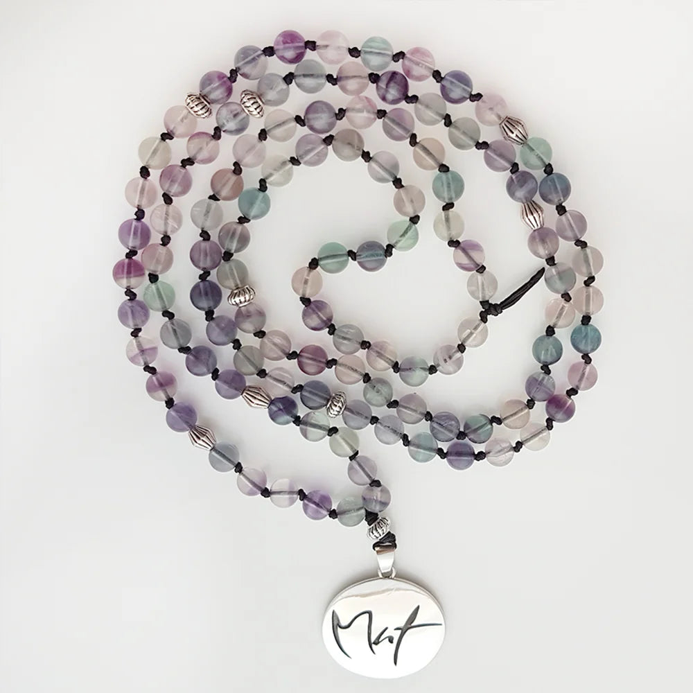 Exklusive Mut-Mala Fluorit – handgefertigte Meditationskette, Original von Sign by Jwala®, Limited Edition, hochwertiger Edelsteinschmuck für Klarheit und geistige Stärke