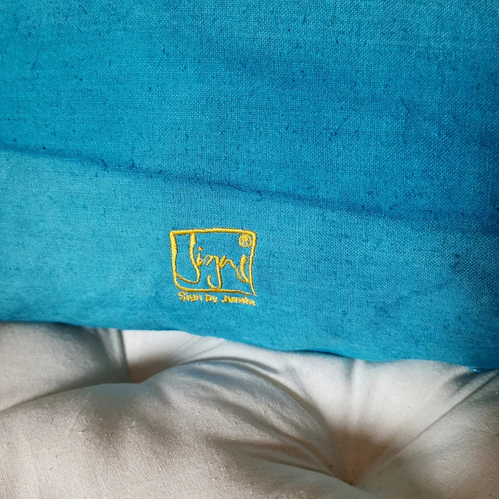 Bauernleinen Zirbenkissen mit Stickerei „Freude“ – Besonderes Deko- und Wohlfühlkissen mit Zirbenholzfüllung, online im SignShop Tirol kaufen