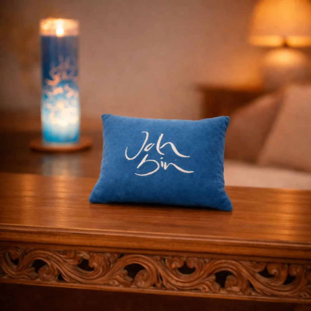 Kleines duftendes Zirbenkissen „Ich bin“ – natürliches Gesundheitskissen für Wohlbefinden und Entspannung