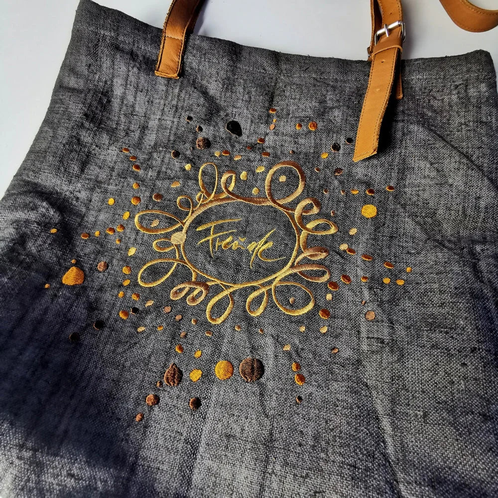 Original MessengerBag „Freude Ornament“ – SignShop.Tirol, einzigartige Tragetasche, handgemacht, wertvolles Accessoire für Lebensfreude, Inspiration und Individualität