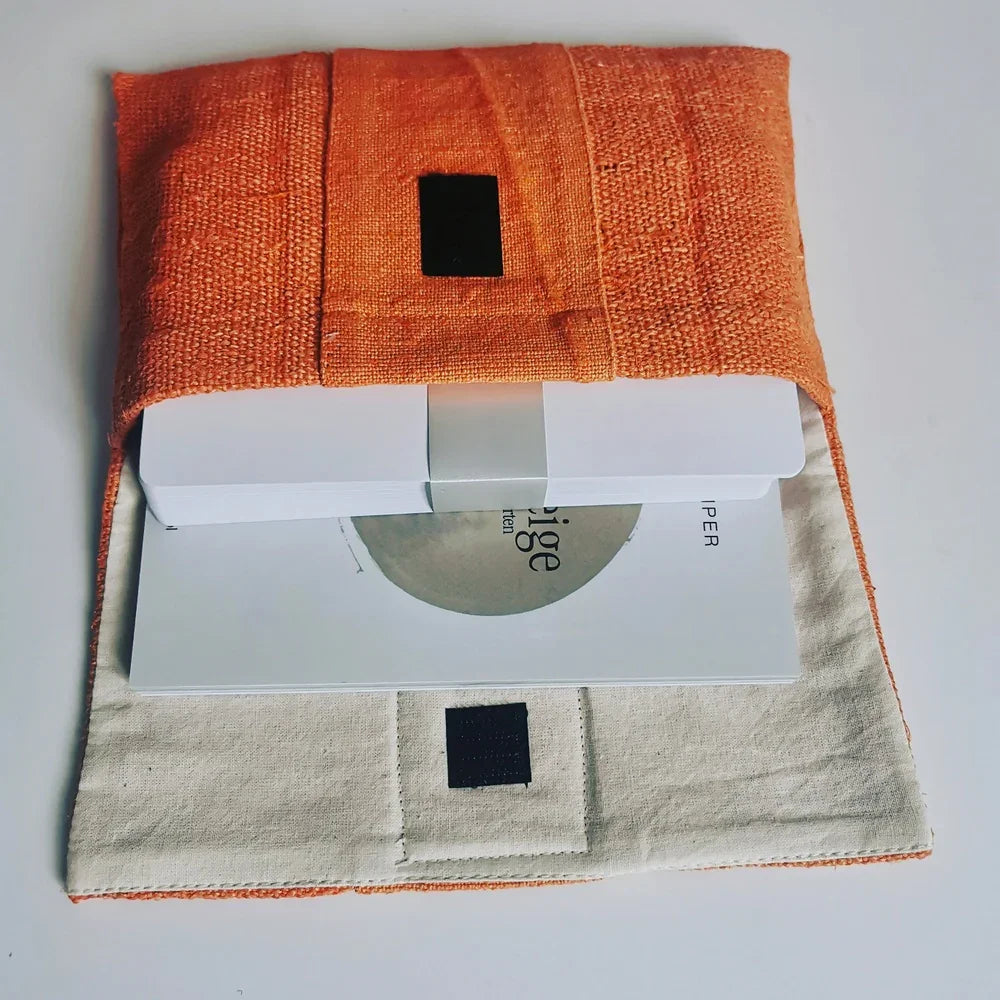 Karten-Set Fingerzeige Orange aus Bauernleinen – stilvoll & sicher online kaufen im SignShop Tirol