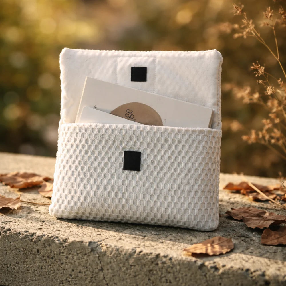 Handgemachtes Karten-Set Fingerzeige Creme-Waffel – Bauernleinen Edition sicher im SignShop Tirol bestellen