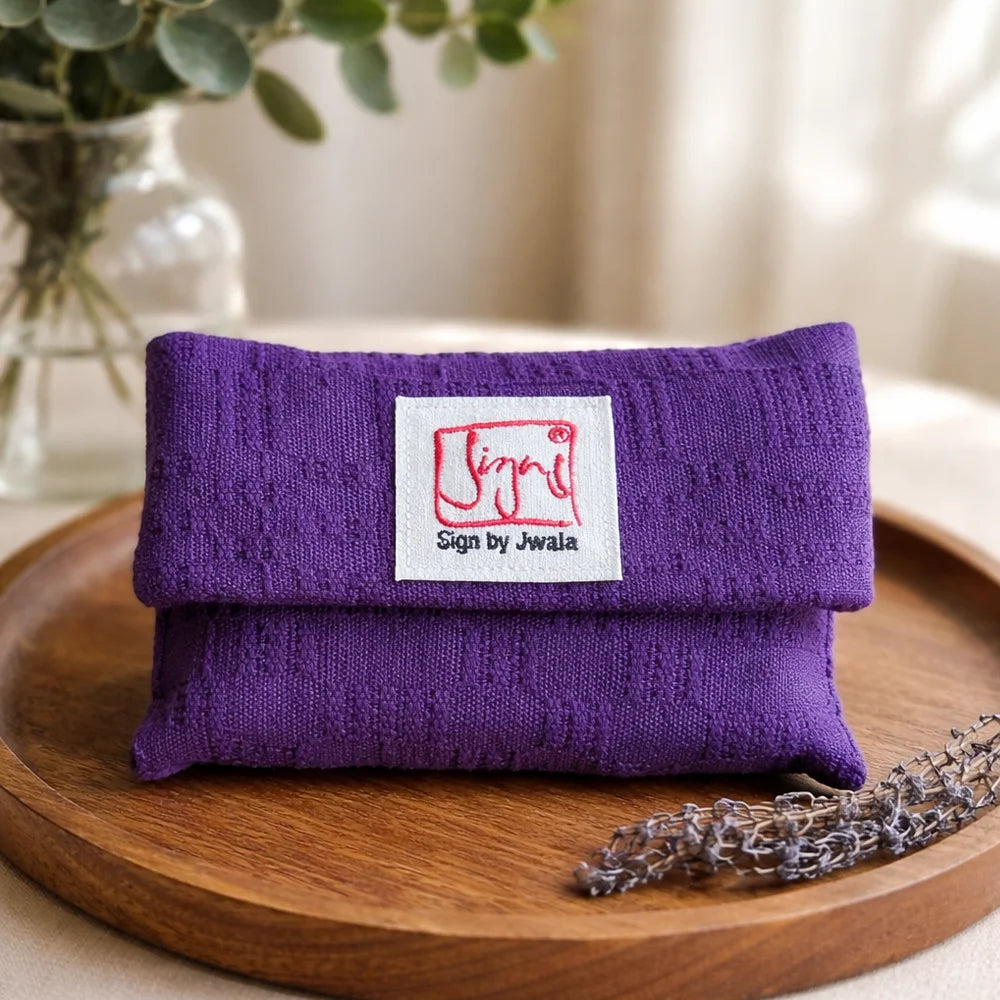 Luxuriöses, spirituelles Karten-Set: 54 Sign-Karten & Buch „Fingerzeige“ von Jwala Gamper in exklusiver handgefertigter Bauernleinen-Tasche – Premium-Kollektion im SignShop Tirol online kaufen