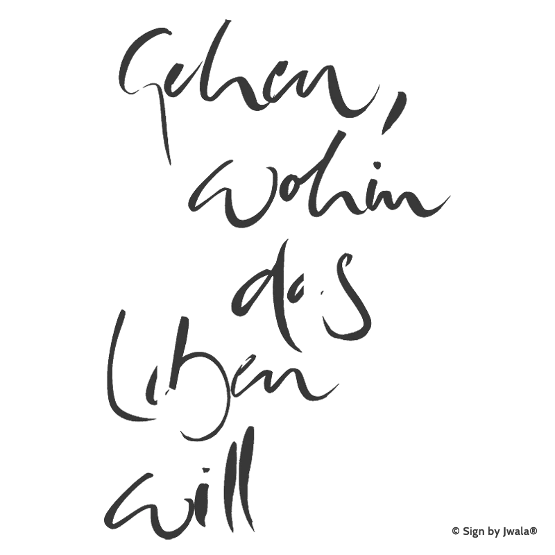 Die Botschaft „Gehen wohin das Leben will“ wird auf Kissen, veganen Kerzen, Grußkarten, Impulskarten, Wanddekoration, Taschen, Sitzkissen, Malas mit Halbedelsteinen und Riedel Gläsern aus dem Onlineshop SignShop Tirol angebracht und entfaltet dort ihre spirituelle Wirkung.