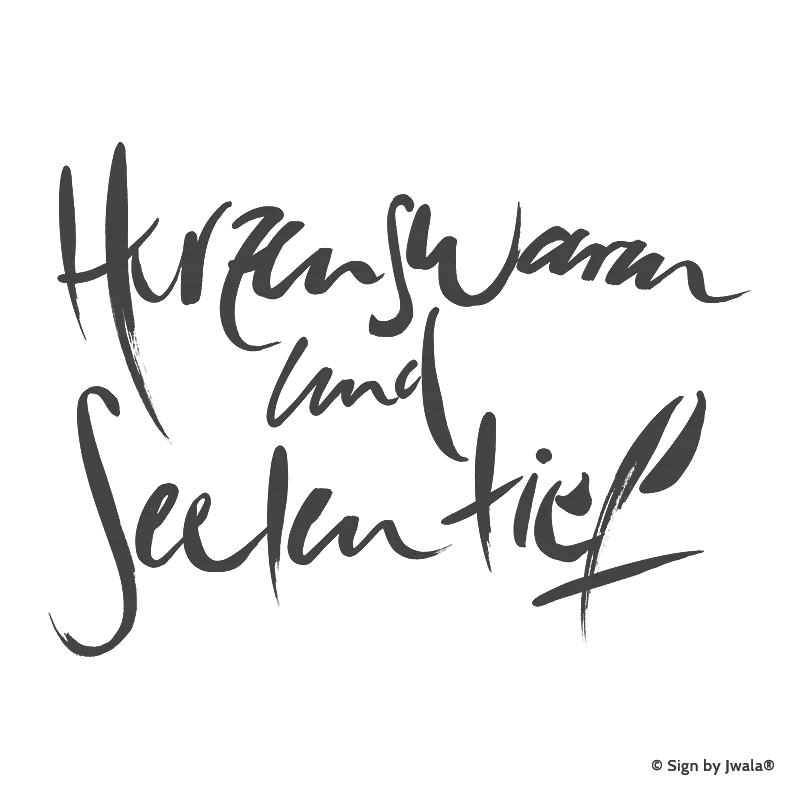 Die Botschaft „Herzenswarm und Seelentief“ wird auf Kissen, Kerzen, Karten, Orakelkarten, Malas und Gläsern aus dem SignShop Tirol angebracht und entfaltet dort ihre spirituelle Wirkung. Mit SignShop Tirol Logo und Copyright von Jwala®.