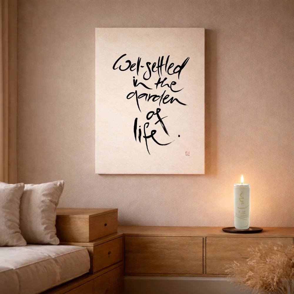 Premium Wandbild „Well-settled in the garden of life.“ – Sign by Jwala® Originaldruck, hochwertige Leinwand, spirituelle Kunst, Unikat aus Tirol, exklusives Wohnaccessoire für Achtsamkeit