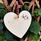 Handgefertigtes Zirbenherz „Liebe“ aus Tirol