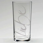 Sign-Wasserglas „Liebe“ – handveredeltes Premium-Glas, spülmaschinengeeignet und alltagstauglich, das ideale Geschenk für Menschen, die Liebe bewusst leben und schöne Dinge schätzen