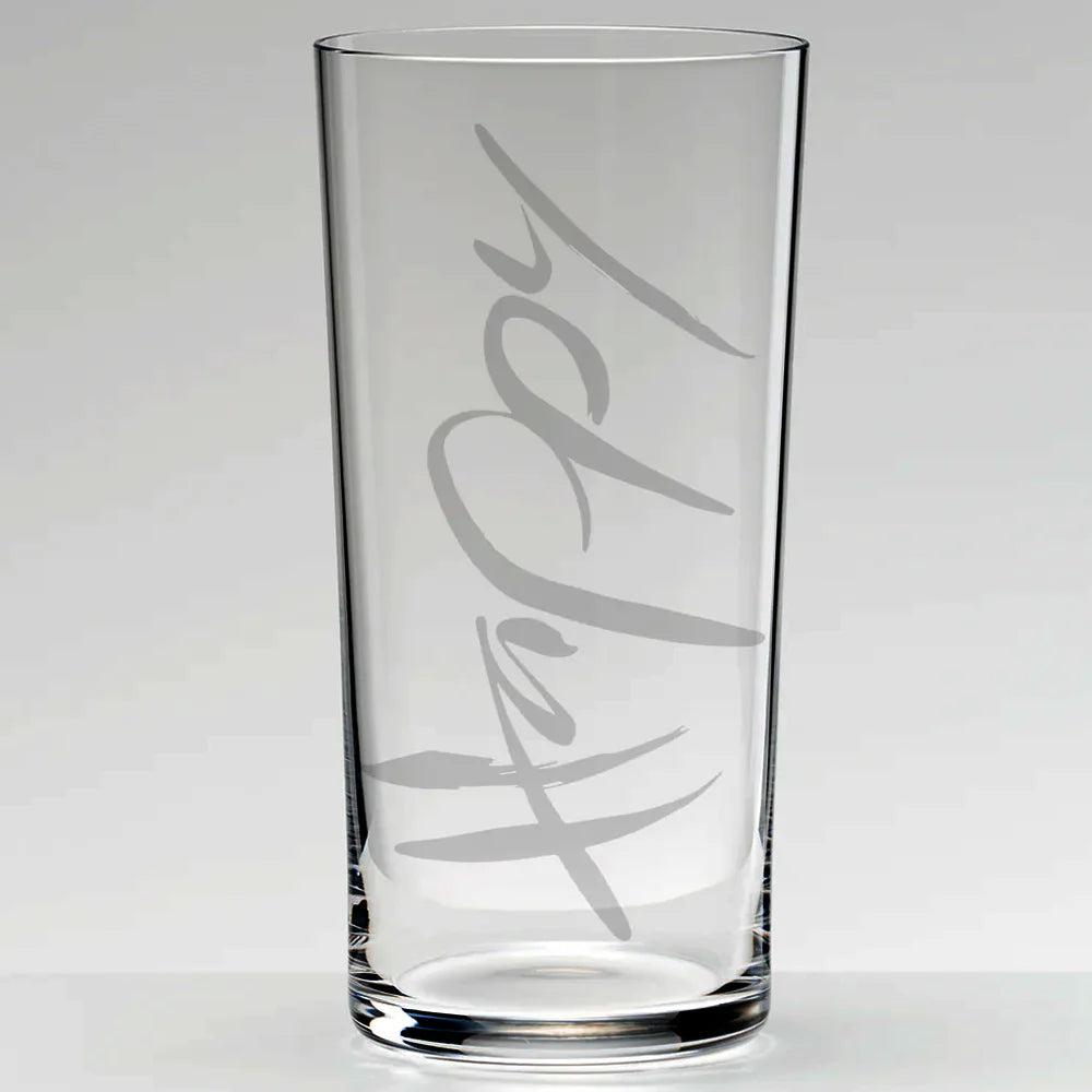 Sign-Wasserglas „Happy“ – handveredeltes Premium-Wasserglas, spülmaschinengeeignet und alltagstauglich, dein täglicher Stimmungs-Booster mit Botschaft