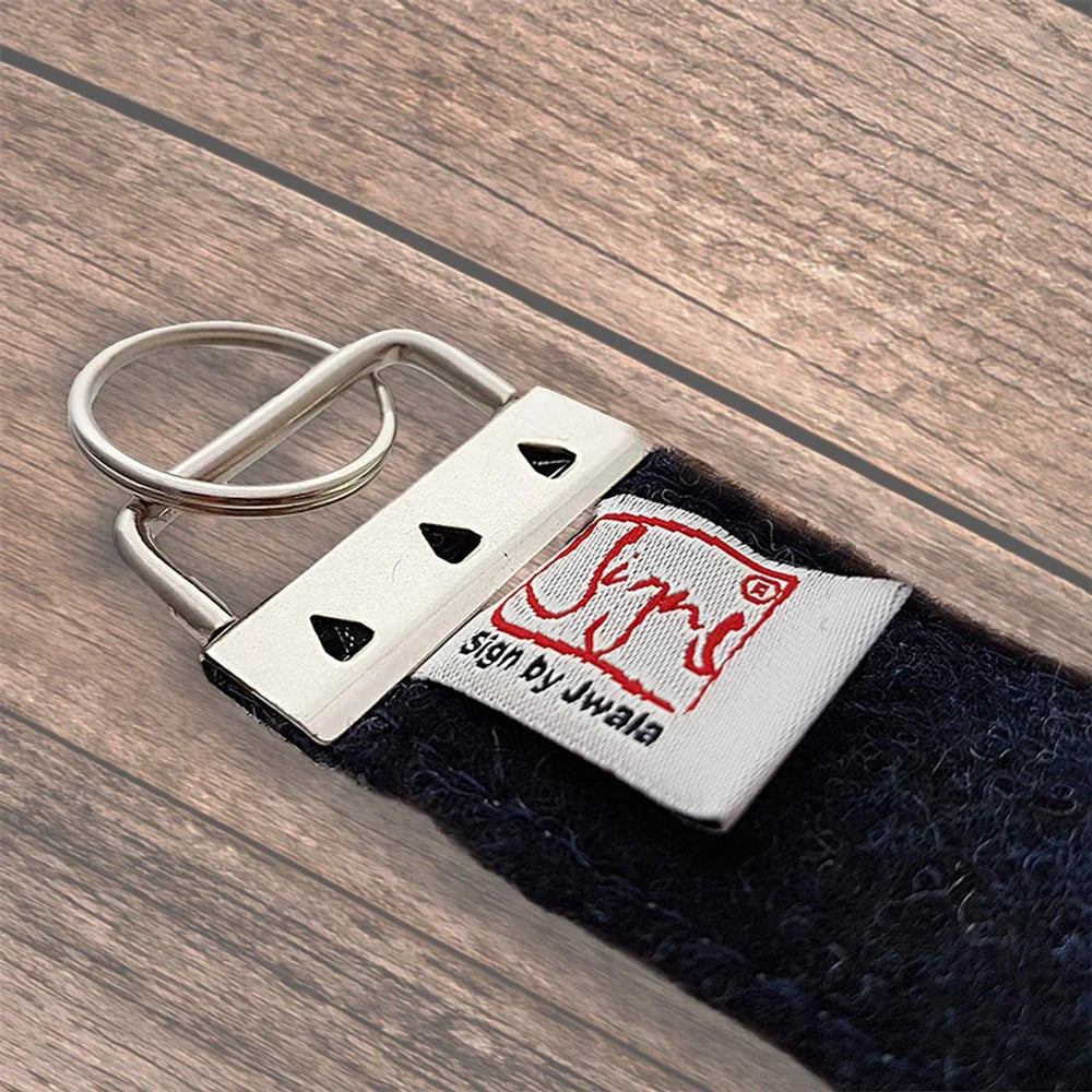 Handgemachter Wollwalk Schlüsselanhänger – „Ich sehe dich“ Geschenk für Herzensmenschen