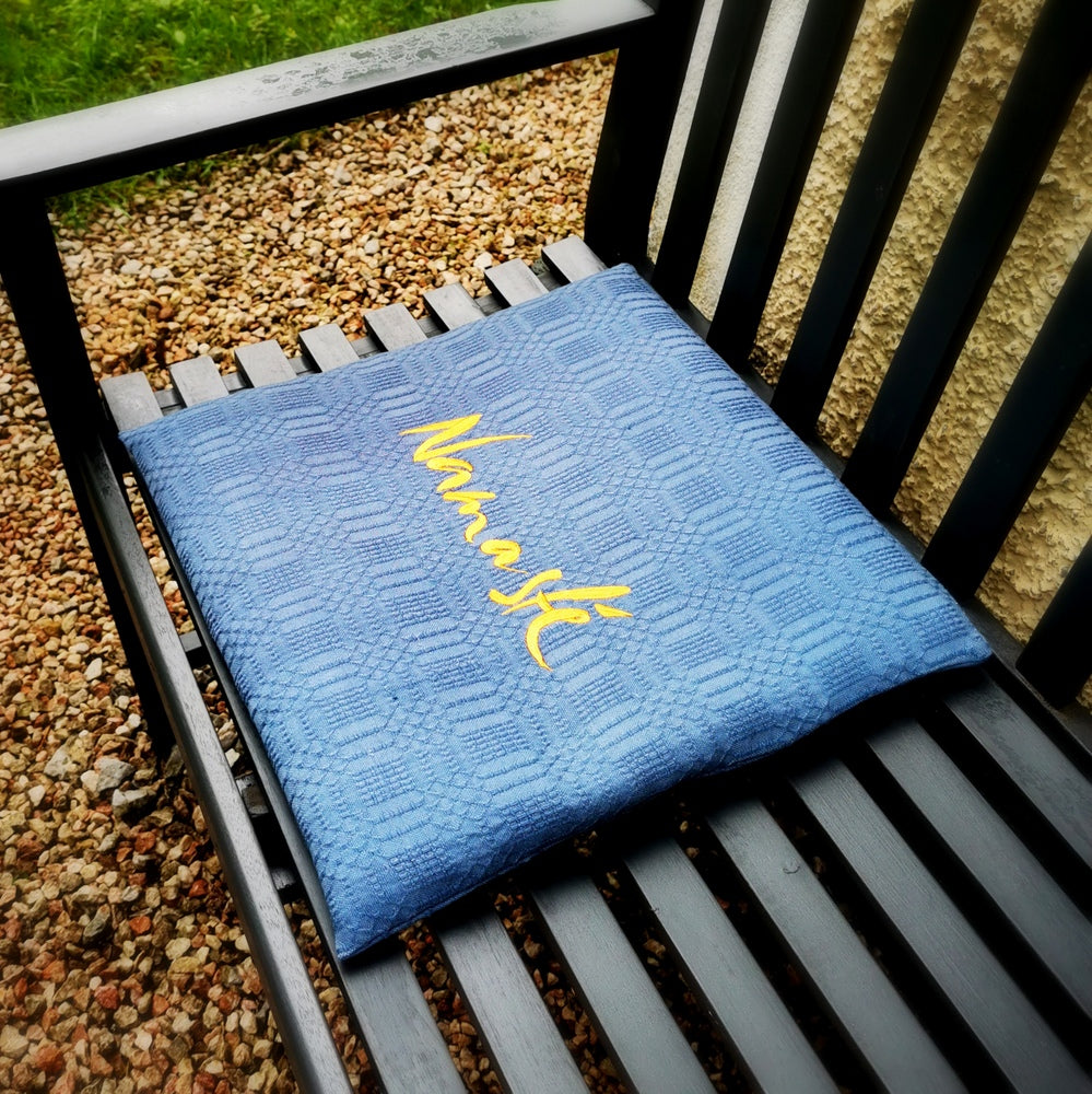 Bauernleinen-Flachkissen "Namasté"