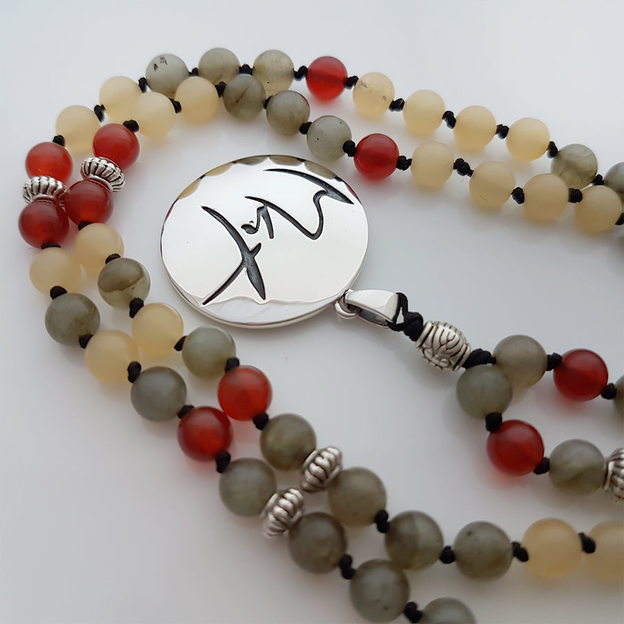 Mut-Mala (Achat Rot, Labradorit, Jade)