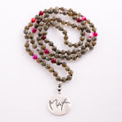 Mut-Mala (Achat, Labradorit)