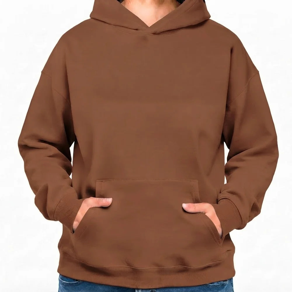 Vorderansicht eines unbedruckten Oversized-Hoodies in warmem Hertiage Brown ohne Sign, ideal zum Personalisieren.