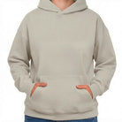 Oversized-Kapuzenpullover in naturfarbenen "Natural Raw" ohne Sign, perfekt geeignet für ein individuelles Textil-Signing.