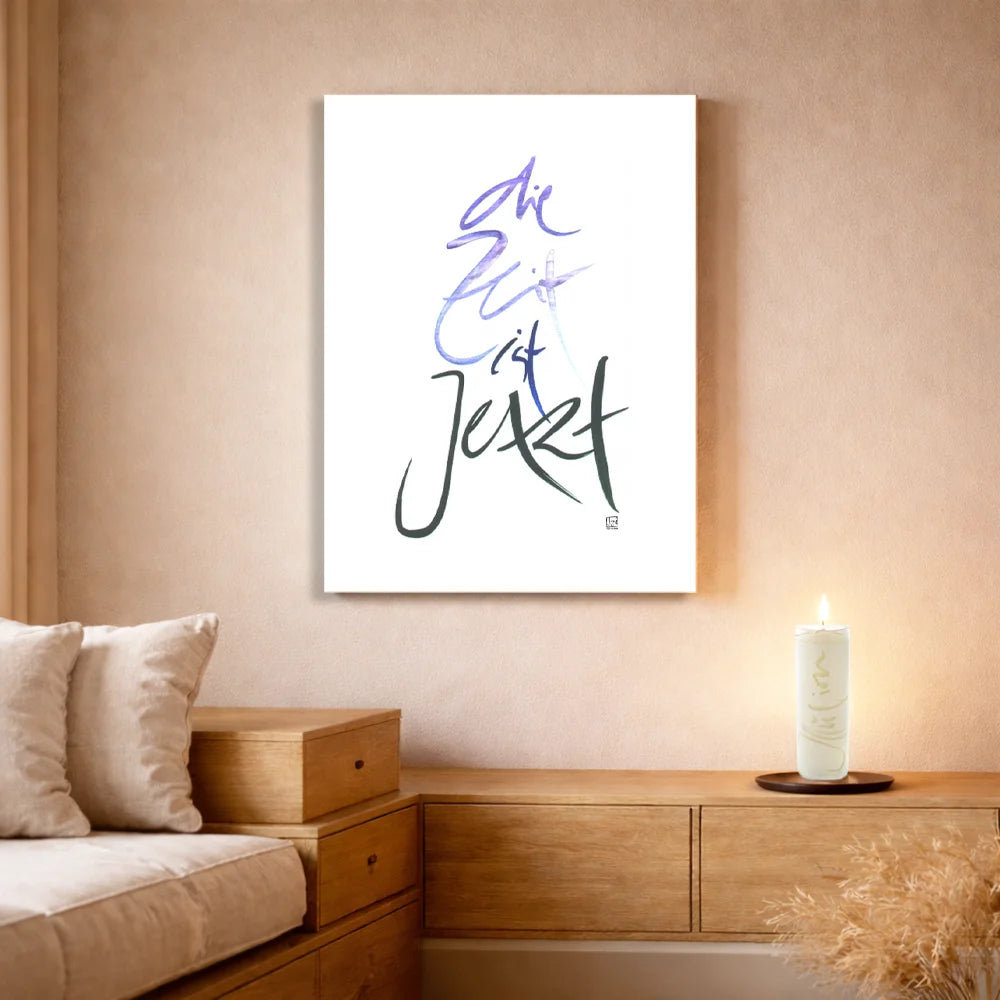 Exklusive Leinwand „Die Zeit ist Jetzt“ mit Fingerzeige Karte – Originaldruck by Jwala®, handgefertigte Wandkunst aus Tirol, Limited Edition
