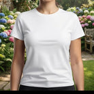 Weißes Damen-T-Shirt von Stanley/Stella aus bis zu 100 % gekämmter Bio-Baumwolle mit liebevoller spiritueller Botschaft
