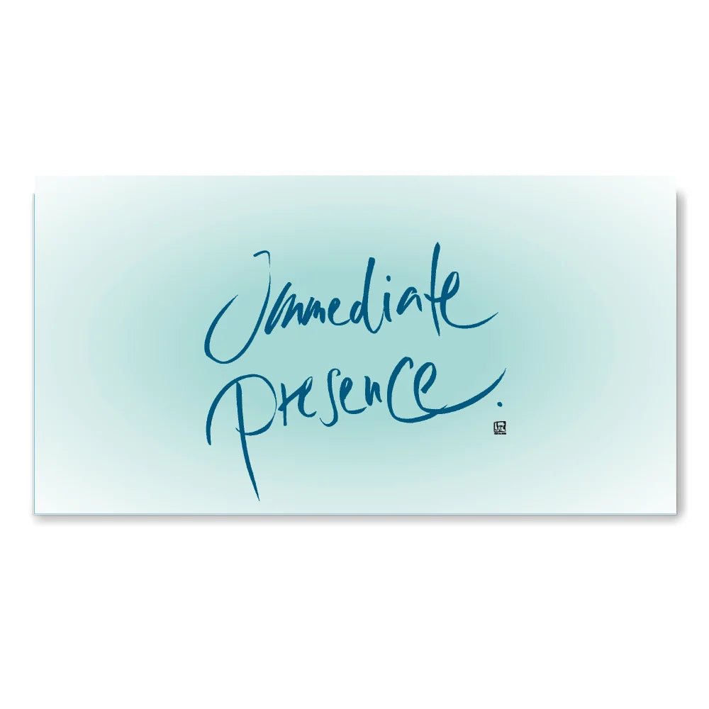 Inspirierende Leinwand „Immediate Presence.“ – Sign by Jwala® Original, Limited Edition, hochwertige Kunst aus Tirol, Fingerzeige Karte als Impuls für bewusste Gegenwart