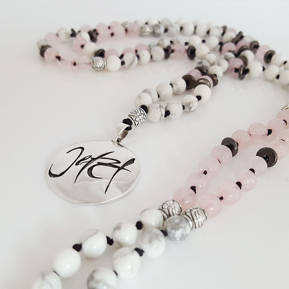 Exklusive Mala „Jetzt“ – Das perfekte Geschenk für bewusste Menschen, nur im SignShop Tirol erhältlich