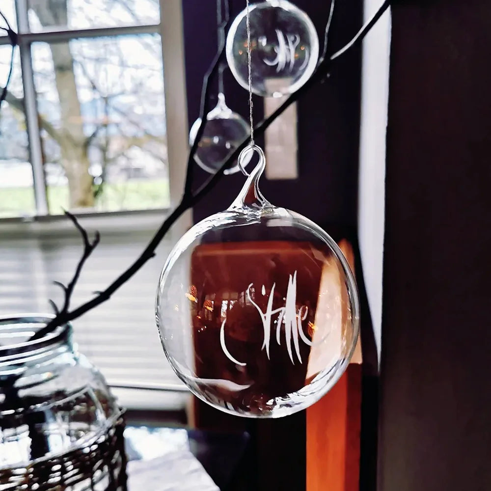 Hochwertige mundgeblasene Glaskugel Stille – stilvolle Wohnaccessoires, sichere Online-Bestellung im SignShop Tirol