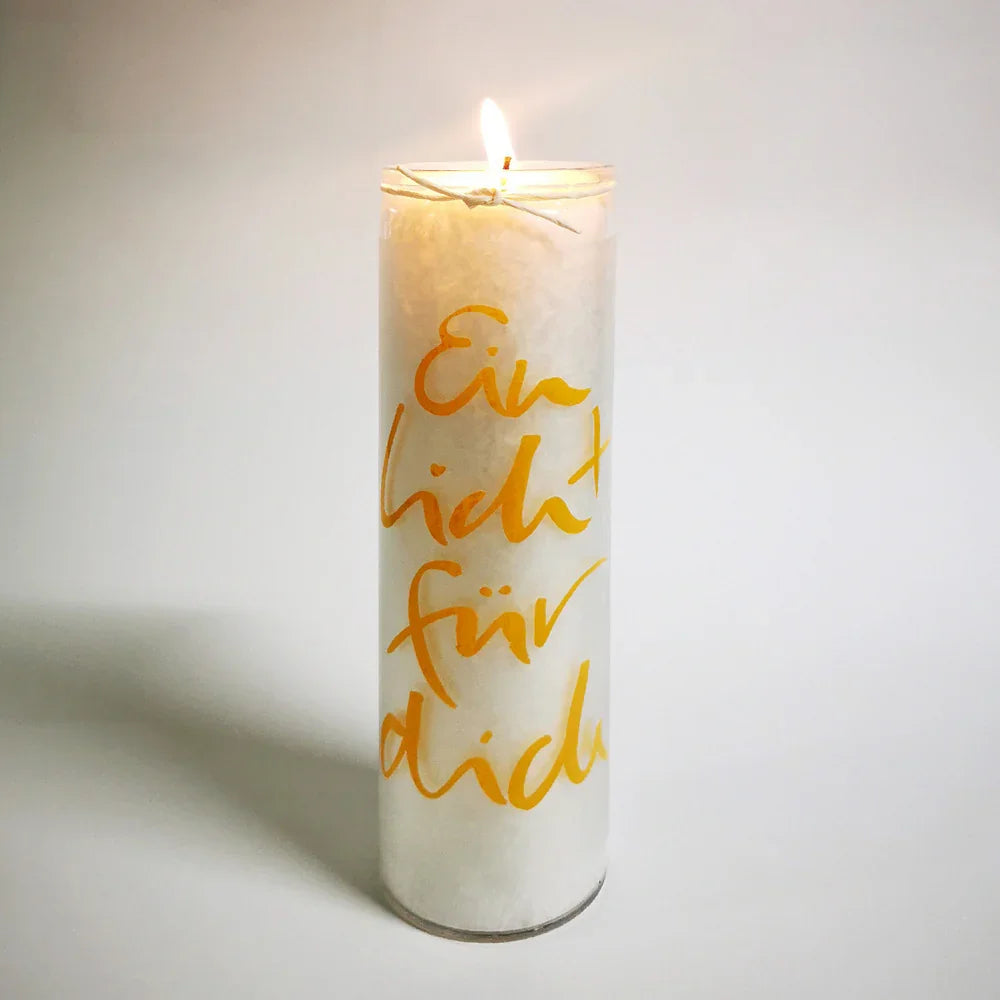 Original SignKerze „Ein Licht für dich“ – SignShop.Tirol, einzigartige Duftkerze, handgemacht, wertvolles Geschenk für Licht und Herzenswärme