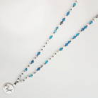 Handgemachte Mut-Mala Türkis/Howlith – Original von Sign by Jwala®, limitiertes Einzelstück, hochwertige Edelstein-Kette für Selbstvertrauen, Schutz und innere Stärke
