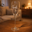 Designer-Champagnerglas „Friede“ – Hochwertiges, exklusiv veredeltes Luxusglas als besonderes Geschenk online im SignShop Tirol bestellen