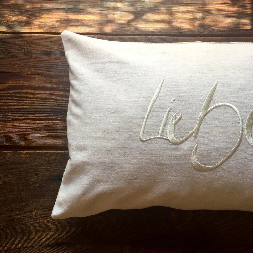 Luxus Zirbenkissen „Liebe“ – Sign by Jwala®, exklusive Handarbeit, Bauernleinen aus Tirol, Einzelstück, Premium-Kissen für erholsamen Schlaf