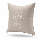 Handgemachtes Zirbenkissen „Ich liebe uns.“ – Original von Sign by Jwala®, limitiertes Einzelstück, duftendes Naturkissen, wertvolles Geschenk für Liebe und Geborgenheit