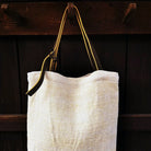 Design Schultertasche „Liebe Ornament“ mit Hirschleder-Riemen – Sign by Jwala®, Limited Edition, hochwertiges Bauernleinen, exklusives Unikat für individuelle Mode