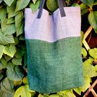 Design Schultertasche „Liebe ist der Schlüssel“ grün – Sign by Jwala®, Limited Edition, hochwertiges Unikat, exklusives Accessoire für Individualität und Inspiration