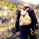 Premium Rucksack „Ich folge den Zeichen“ – Sign by Jwala®, edle Handarbeit, Unikat, spiritueller Begleiter für Reisen, Freizeit und besondere Momente