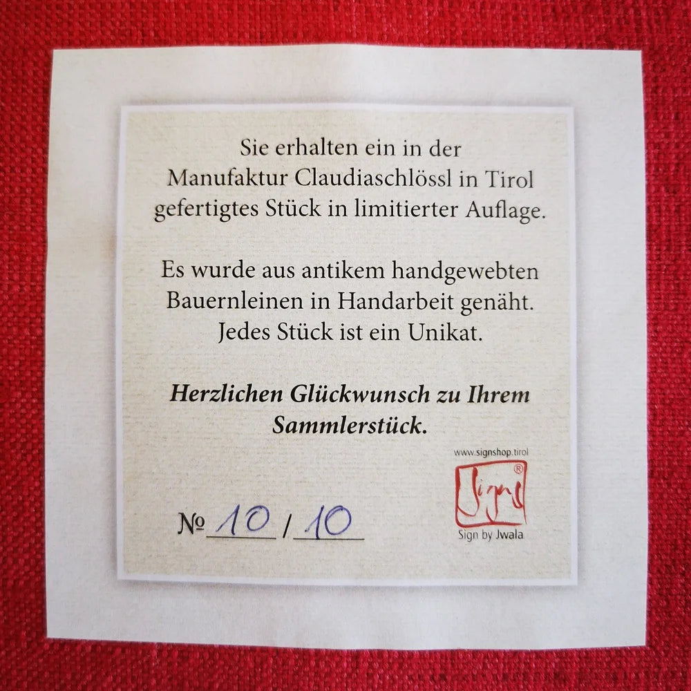 Numeriertes Premium Dinkel Meditationskissen aus Tirol – handgefertigtes Sitzkissen rot/grau