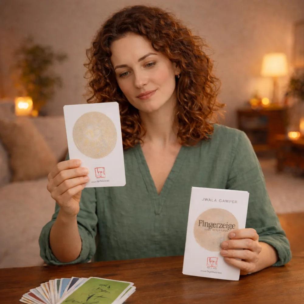Orakelkarten-Set „Fingerzeige“ Braun/Orange – Hochwertige, handgefertigte Karten in edler Bauernleinen-Tasche für anspruchsvolle Menschen online im SignShop Tirol bestellen