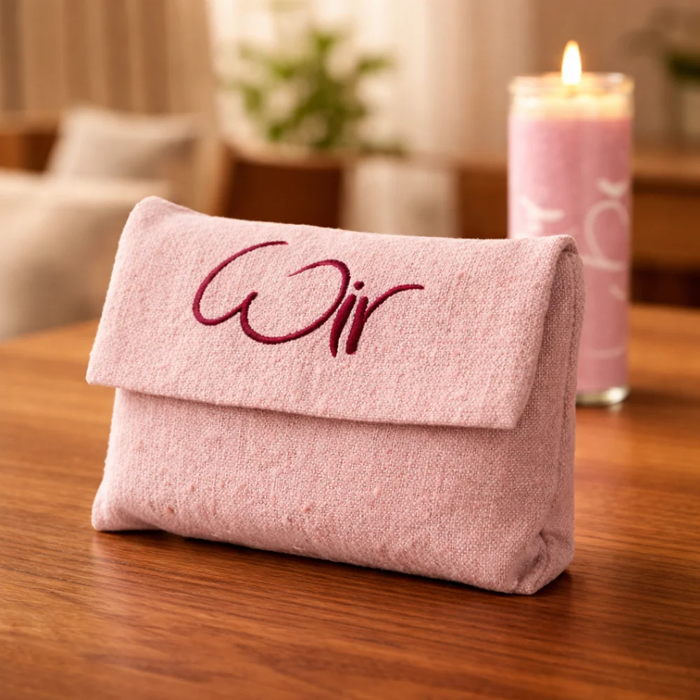 WIR-Karten-Set plus Bauernleinen-Tasche Zartrosa mit beerfarbener Stickerei – Premium Beziehungskarten, jetzt sicher im SignShop Tirol erwerben