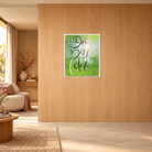 Naturverbundenes Wandbild hinter Acrylglas mit dem handgeschriebenen Sign by jwala 100x120 cm „Du bist da (da)“ vor einem abstrakten, frühlingsgrünen Waldmotiv an einer hellen Holzwand.