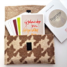 "Fingerzeige" SignKarten-Set "Hahnentritt Braun" + Nuss