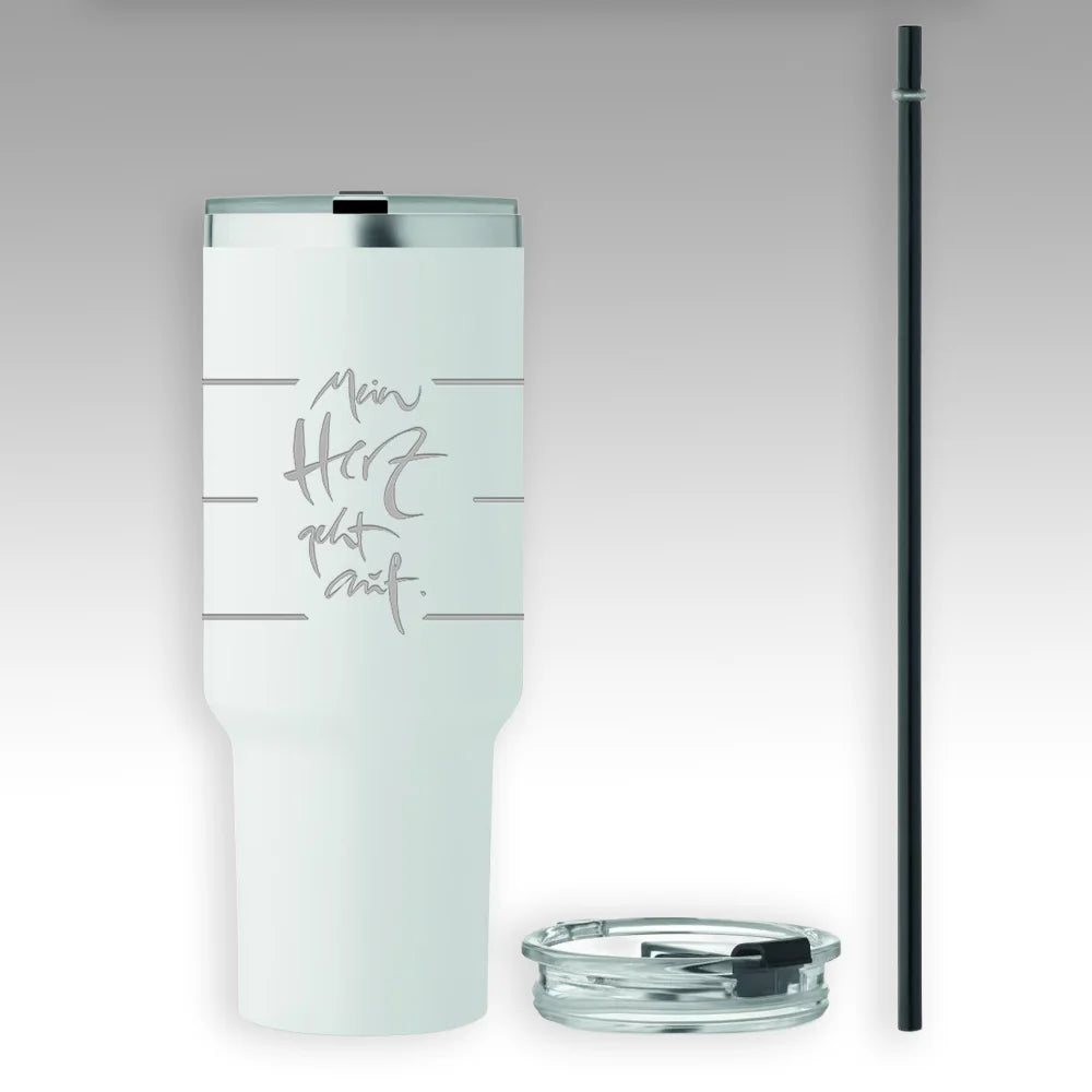 Weißer XXL Thermobecher aus Edelstahl mit Griff und feiner Gravur „Mein Herz geht auf“ Sign by Jwala