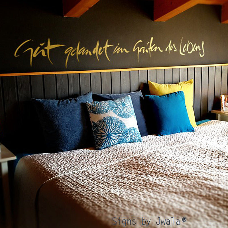 Wandtattoo "Gut gelandet im Garten des Lebens."